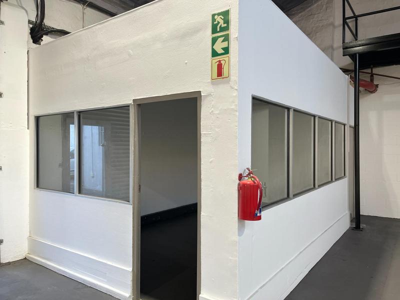 To Let Commercial Property for Rent in Paarden Eiland Western Cape